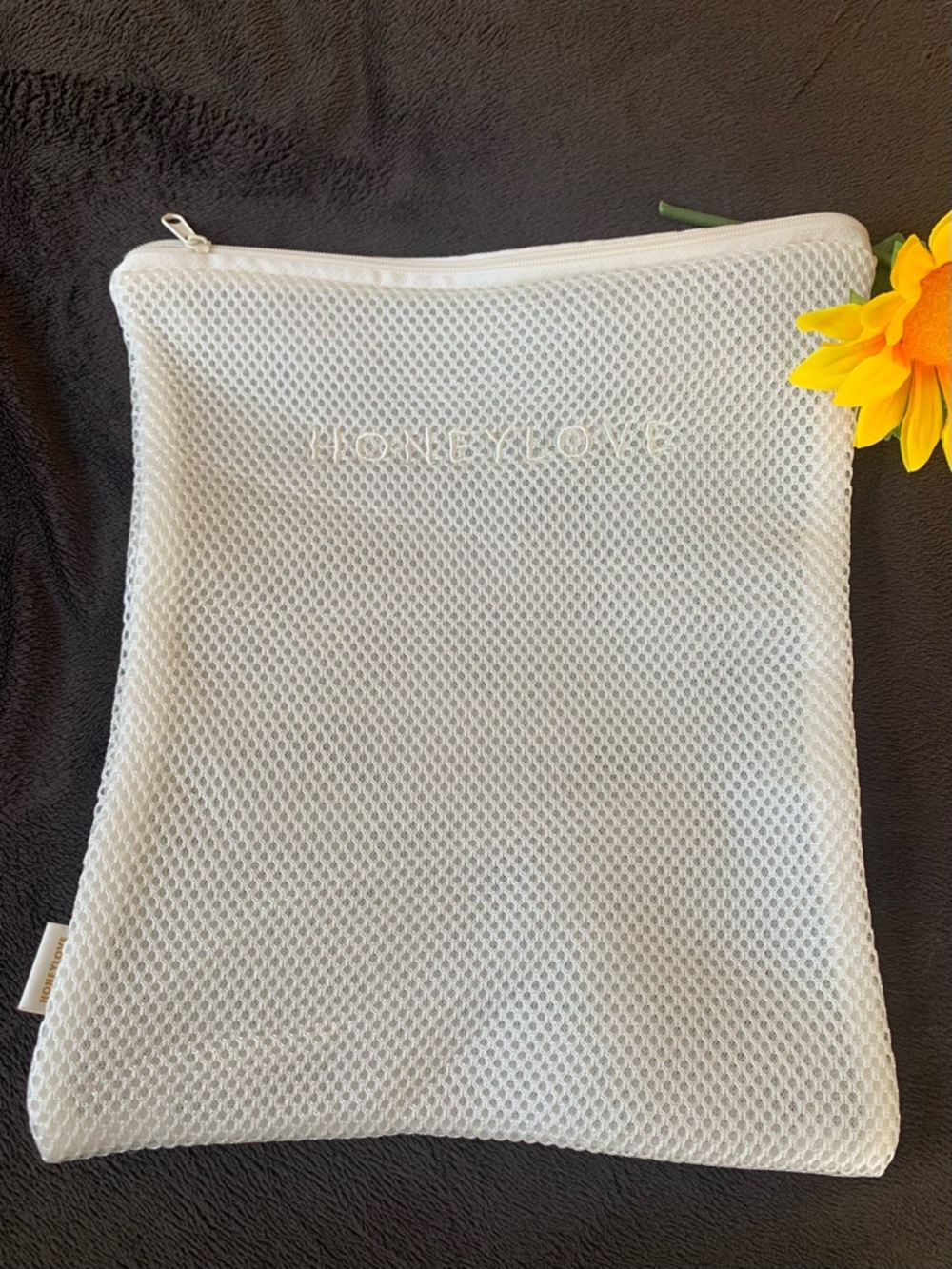 HONEYLOVE Mesh, white, smaller drawstring, laundry bag LNWOT